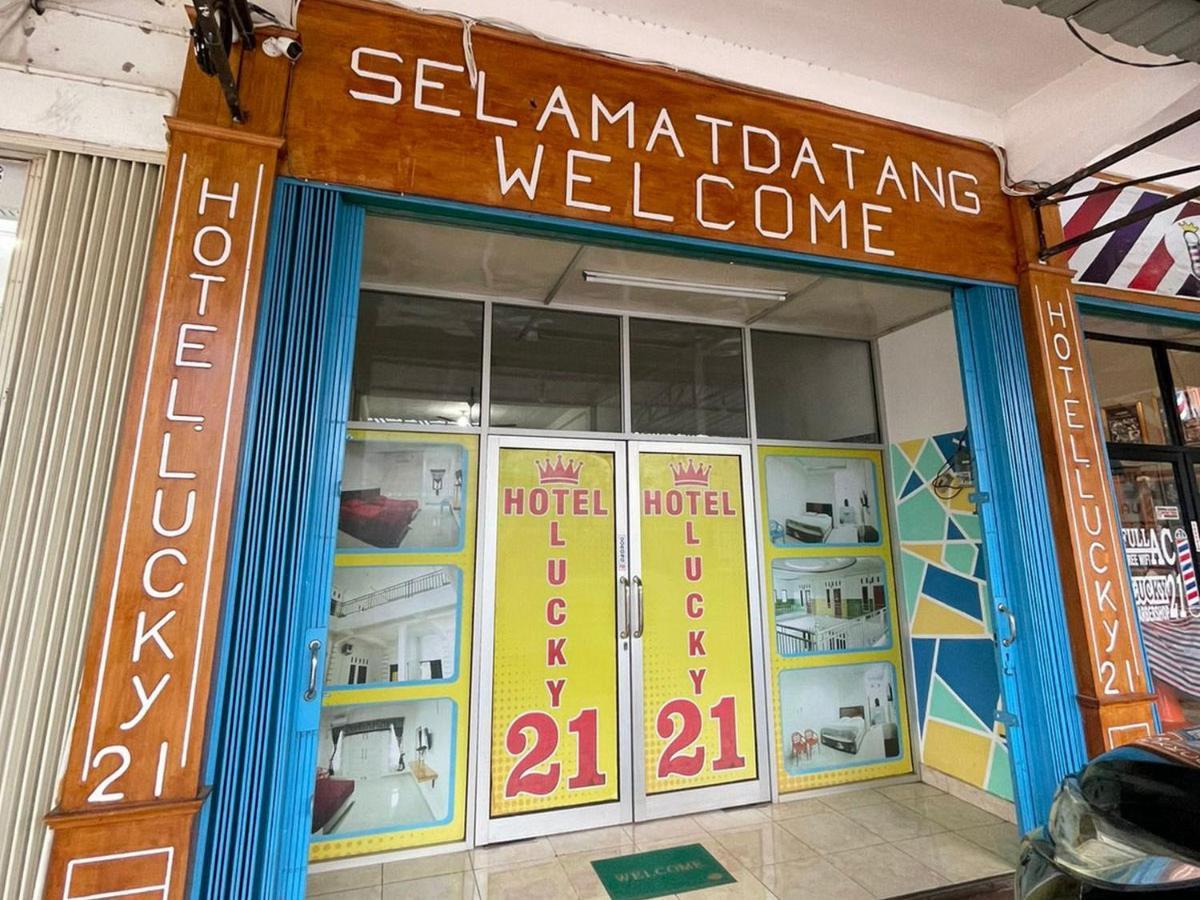 Hotel Lucky 21 Syariah Mitra Reddoorz Lubuklinggau Exterior foto